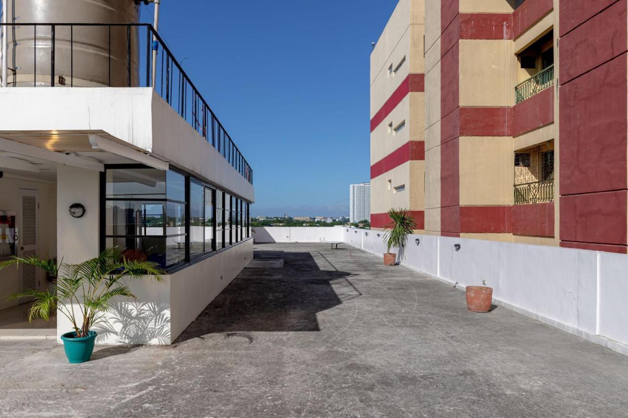 The Colonial Residences Manila Exterior photo